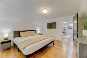 Double-Suite Apartment Home